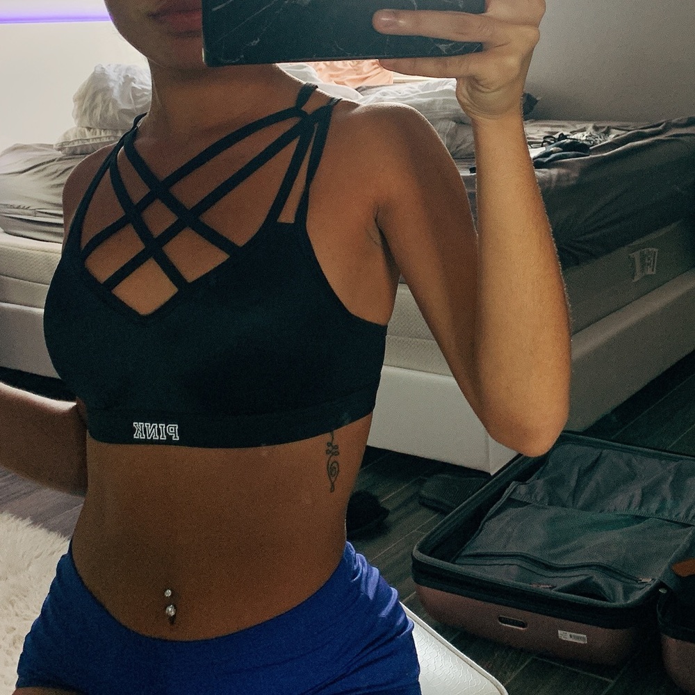 PINK | Sports Bra